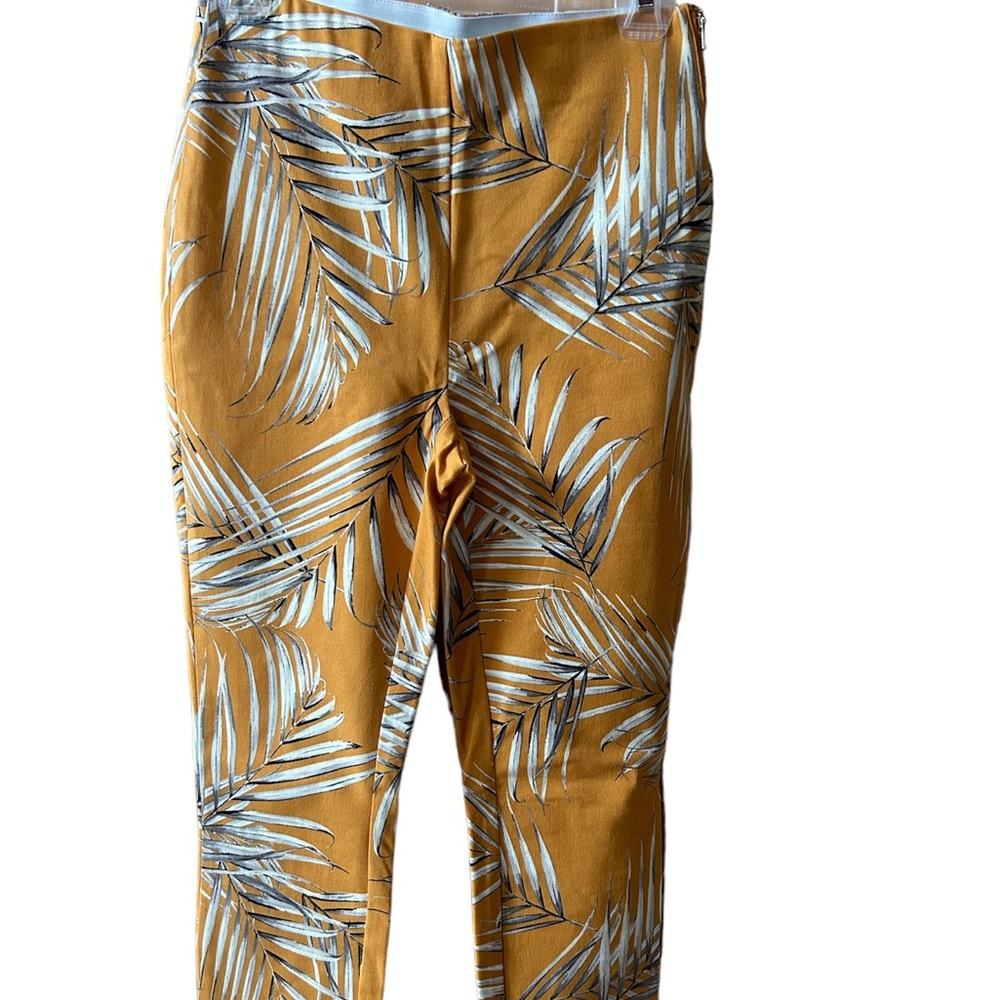 White House Black Market ankle pants